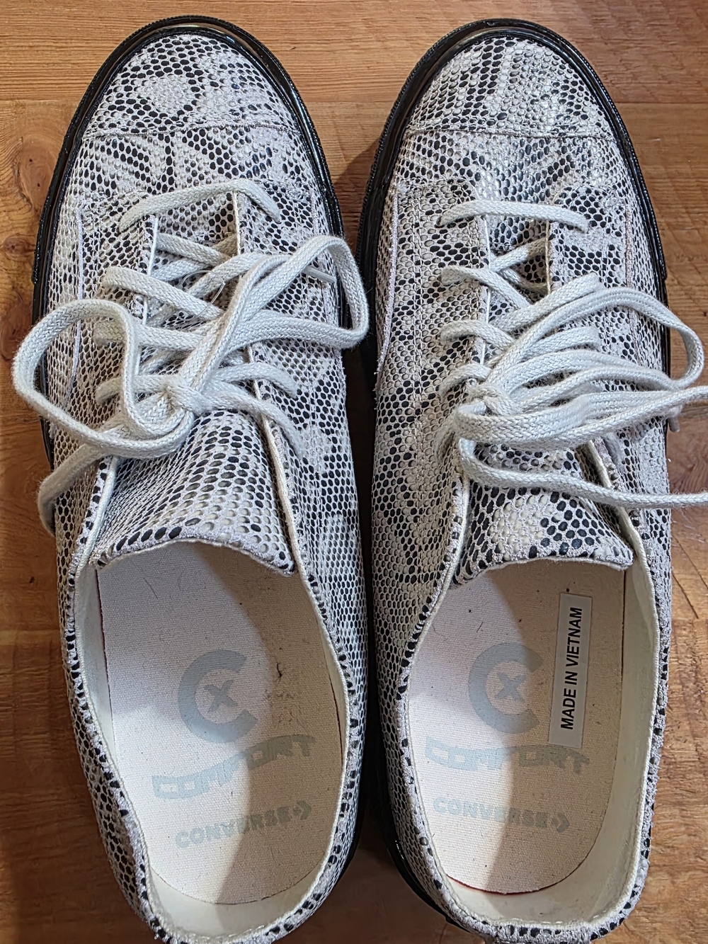 Converse Chuck 70 Formal Suede Snake Print Sneakers Size 8.5 Mens/10.5 W NWOT - Picture 4 of 5